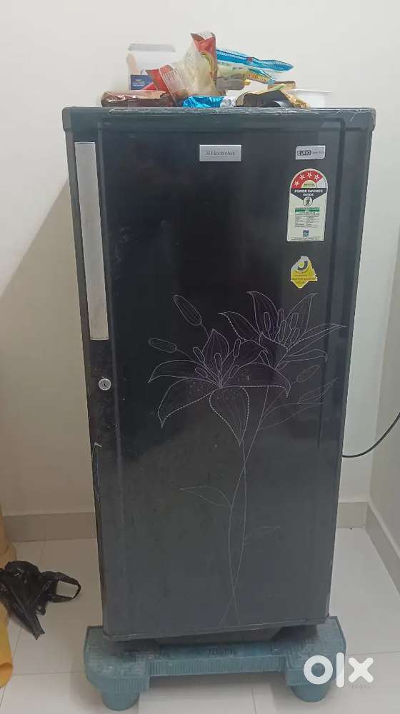 Good condition Electrolux single door fridge for sale