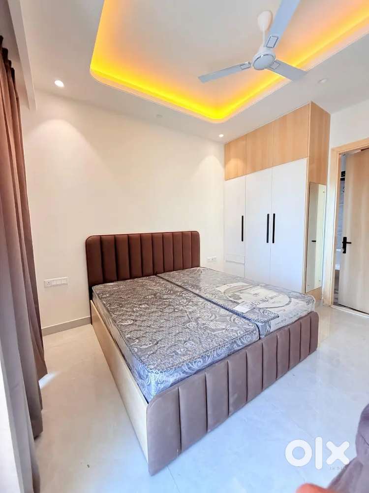 This is 1bhk fully furnished flat good location good condition