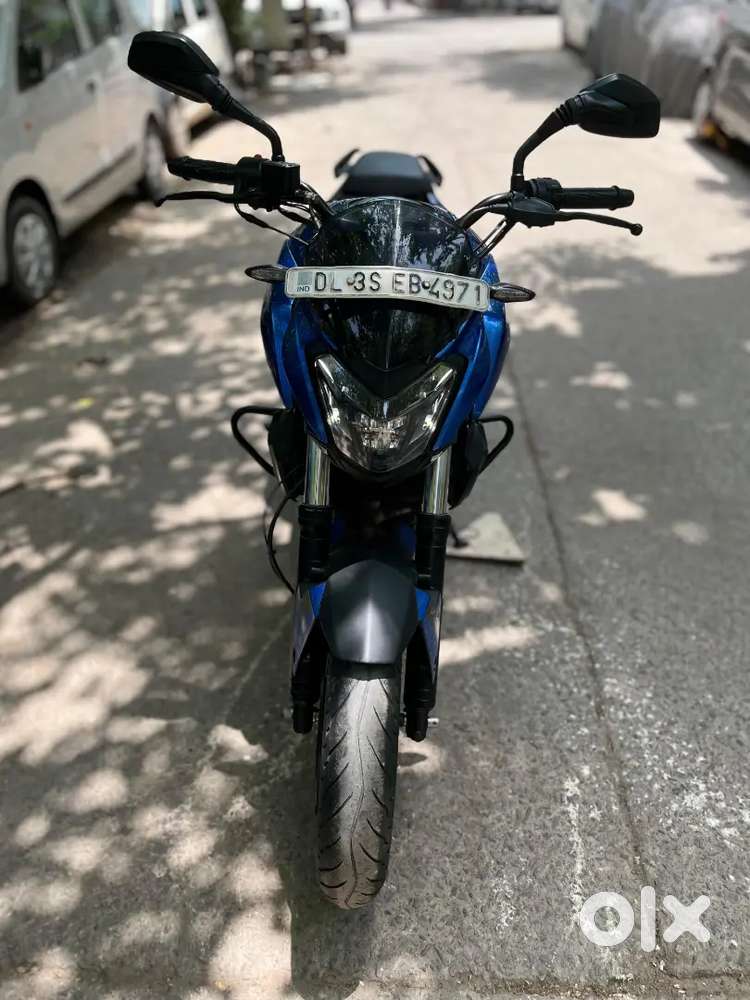 BAJAJ DOMINAR D400CC