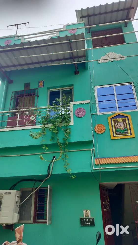 Selling house near mathur 3 rd main road Manali chennai