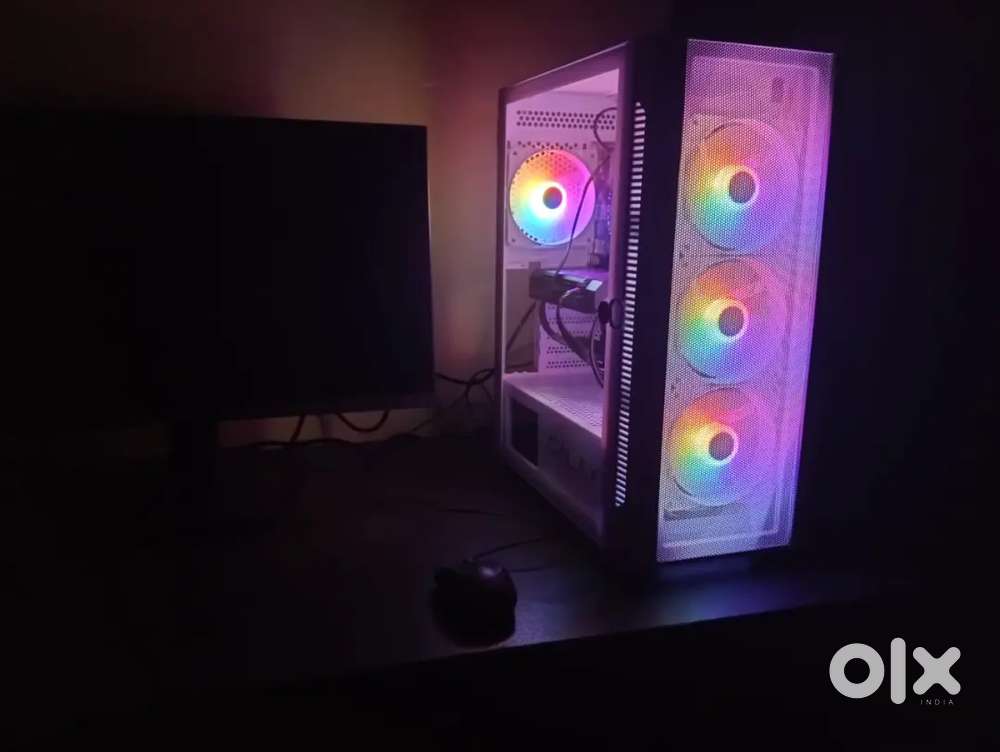 Pc for sale(URGENT, PRICE NEGOTIABLE )