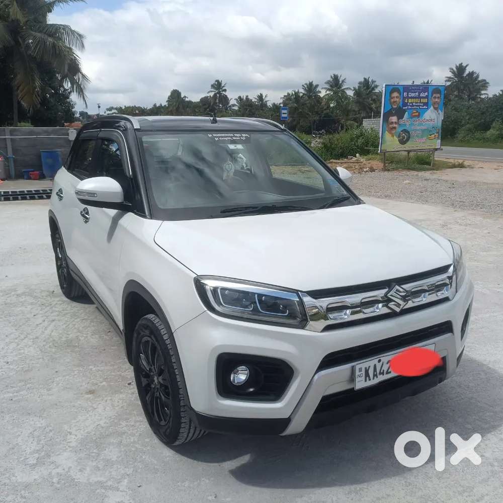 Maruti Suzuki Brezza 2020 Petrol 30000 Km Driven push button start