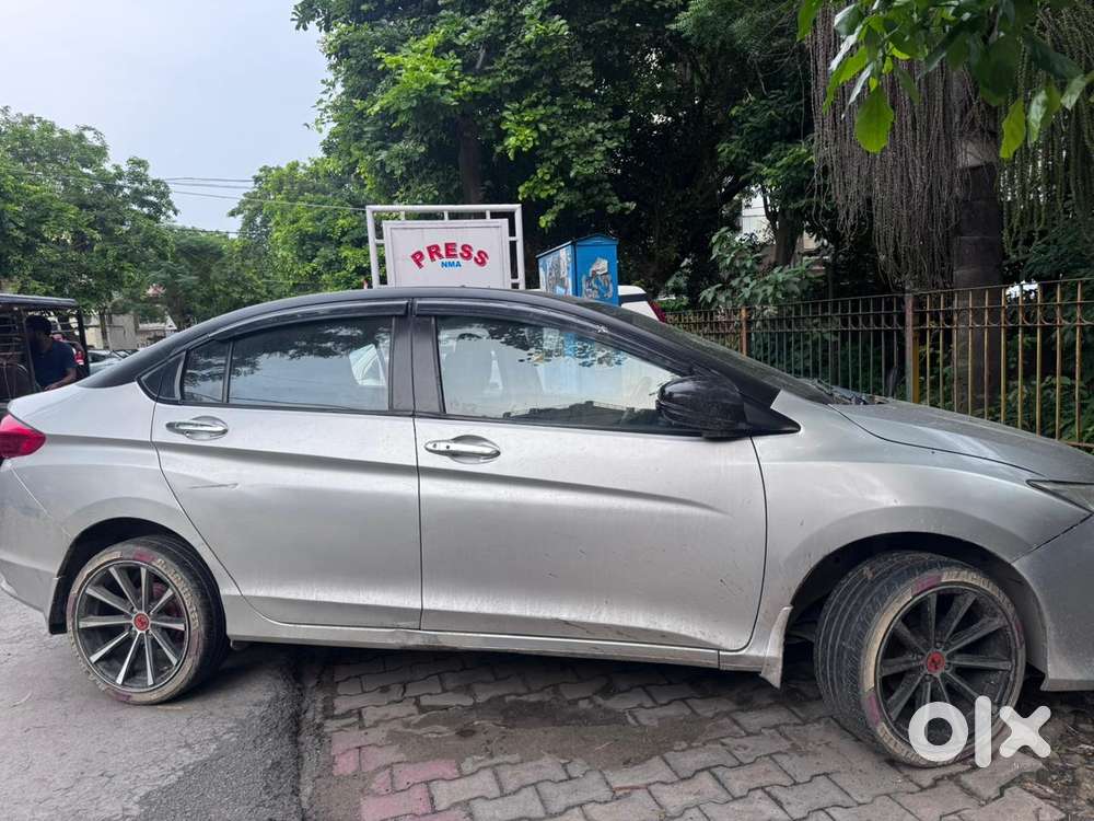 Honda City 2015-2017 i VTEC CVT VX, 2015, Petrol