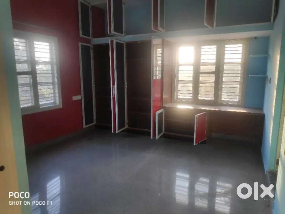 Semifurnished 2bhk near dommasandra behind green wood  school