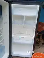 फ्रिज बेचना  है