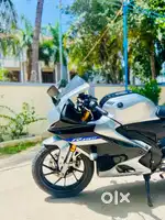 Yamaha R15v4m