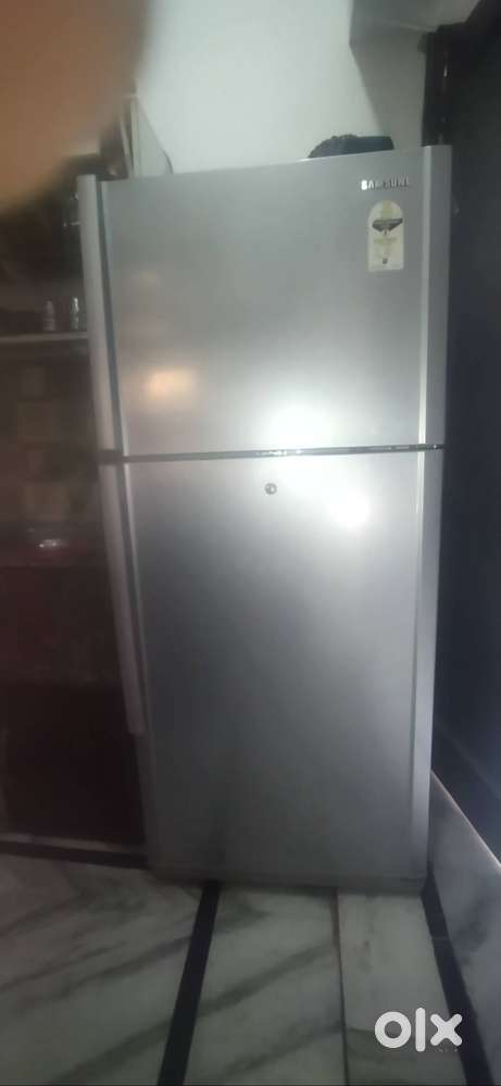 Samsung Double Door 350 lt refrigerator