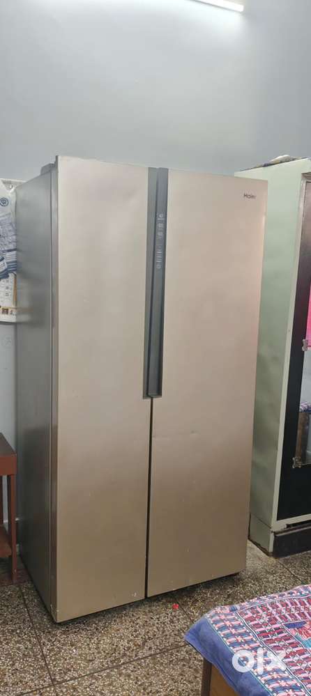 Haier 564 Lt. Side by side door refrigerator