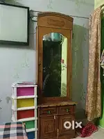 Dressing table