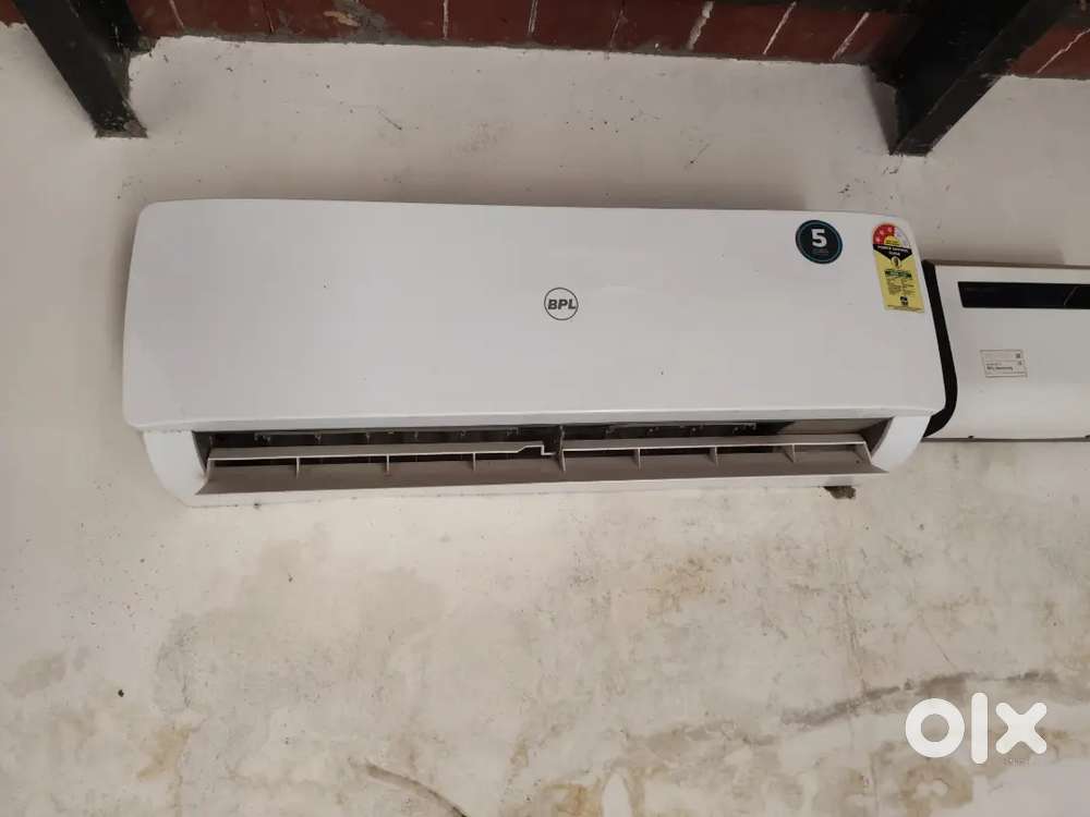 Bpl ace 6month chale huye hai all conditions good and stiblazer ok