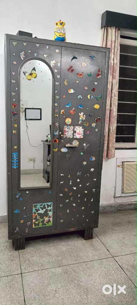 Almirah/cupboard
