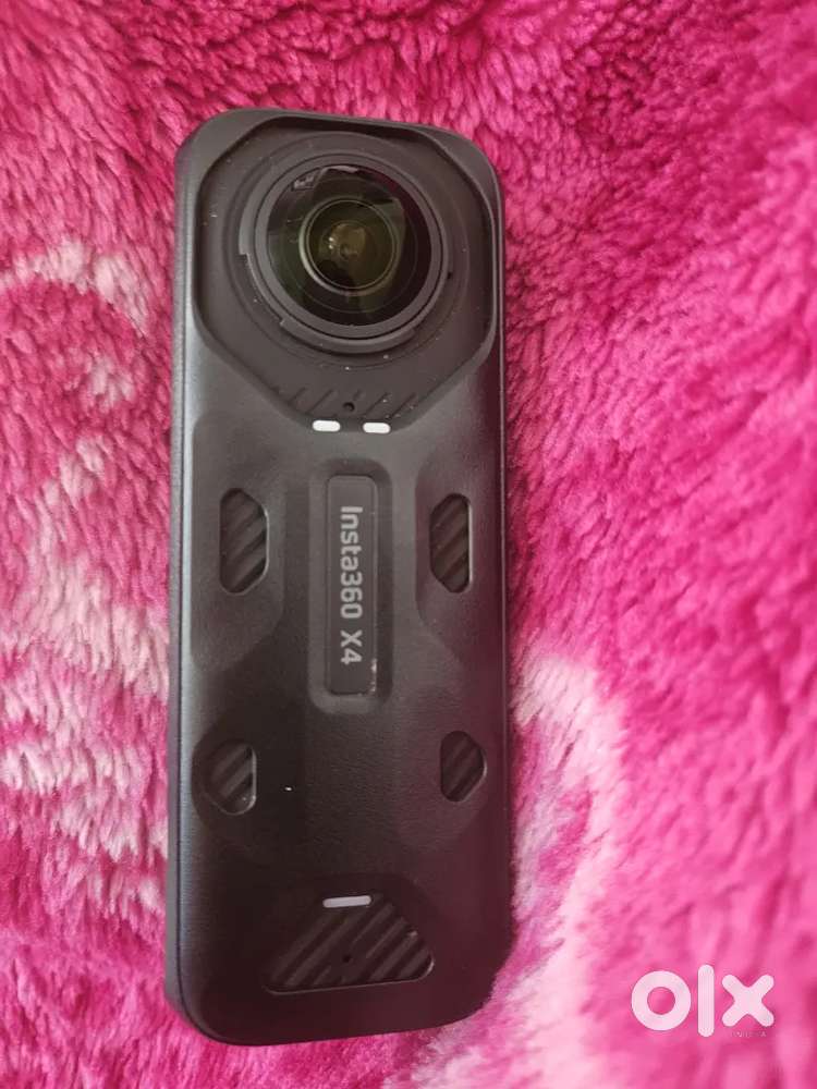 Insta 360 x4 camera