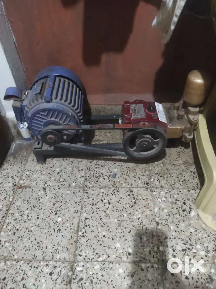 Washing sprayer machine