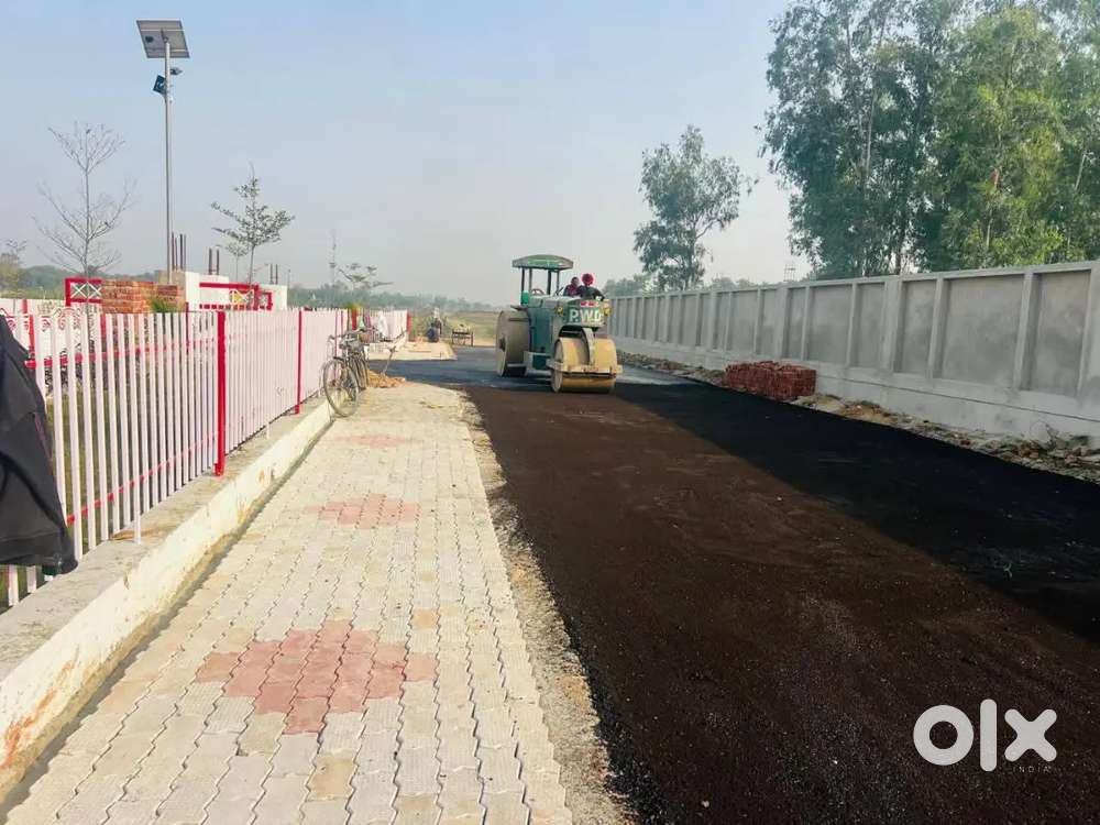 सिपाही सरकारी कर्मचारियों भाइयों के लिए बहुत प्राइम लोकेशन पर जमीन