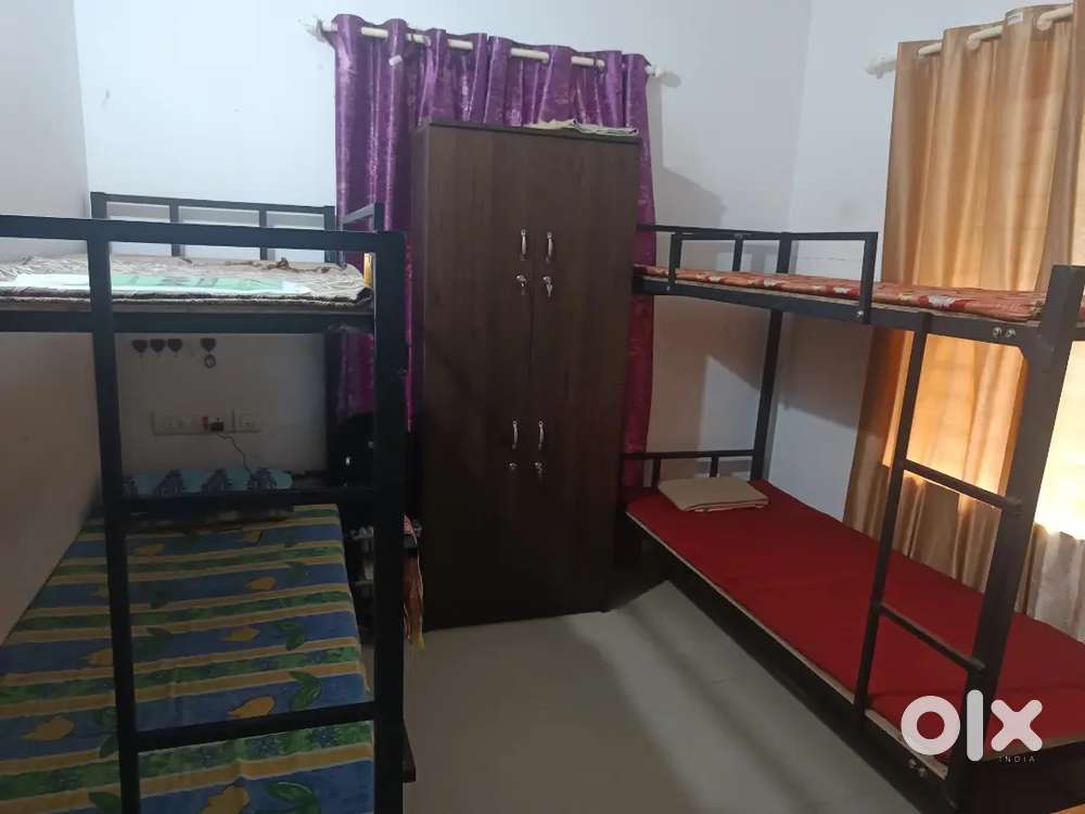 Girls or boys hostels in calicut city