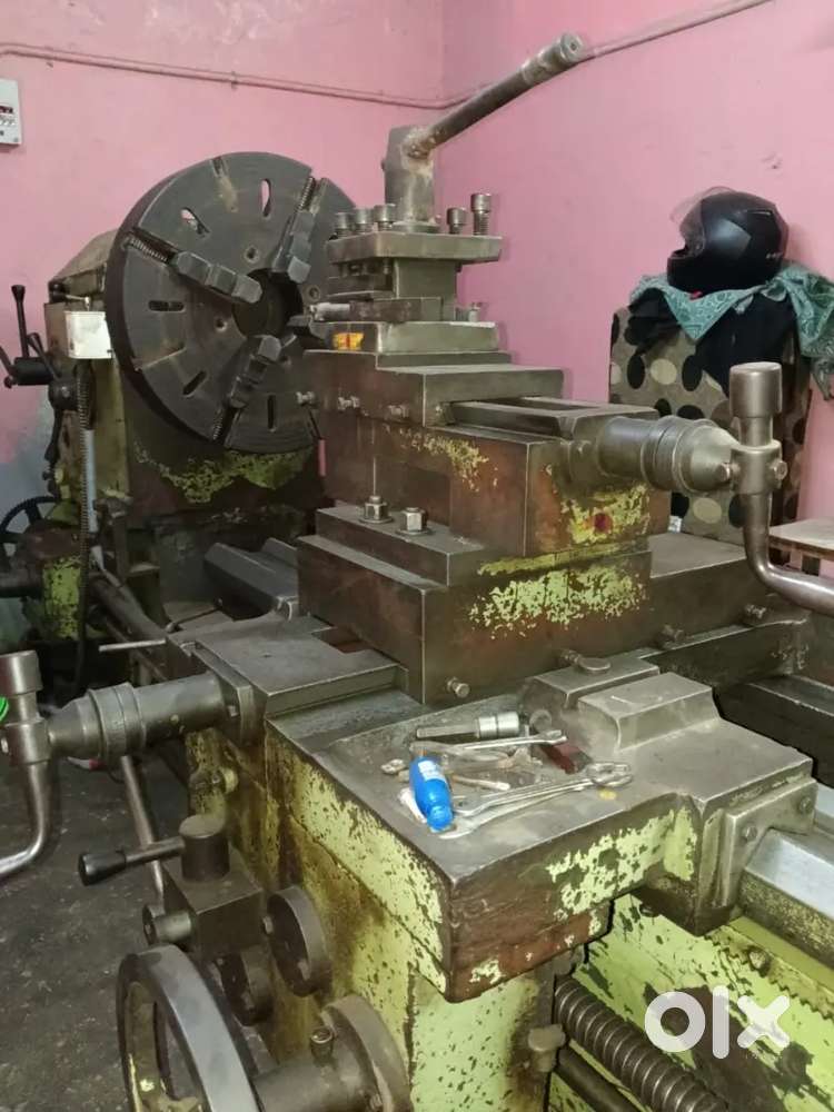12 Feet Heavy lathe machine for sale