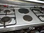 Electric oven with stove