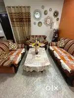 Luxury sofa set - 7 seater with center table