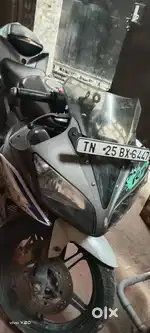 Yamaha R15 v2
