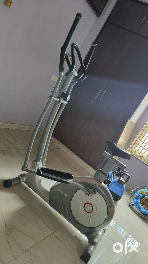 AEROFIT elliptical cross gym trainer cycle
