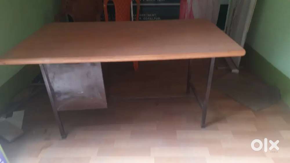 Table in good condition