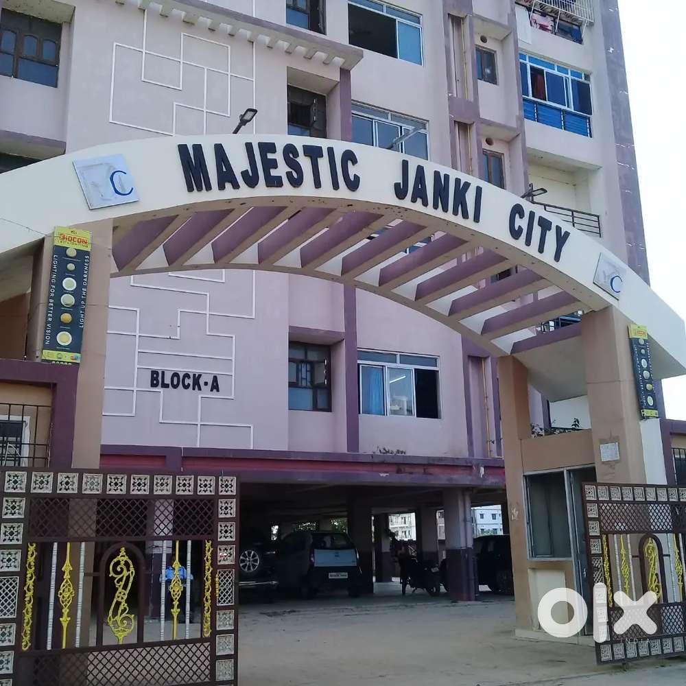 पूर्वी गोला रोड Majestic Janki City में फ्लैट खरीदें