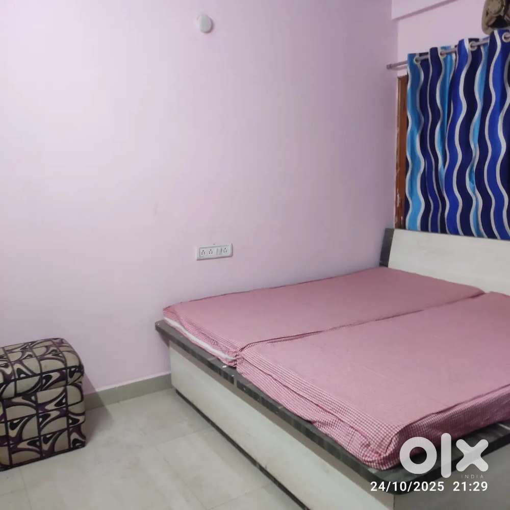 MADAN MAHAL FULLY FURNISHED AC LUXURY 2BHK  FLAT AVAILABLE