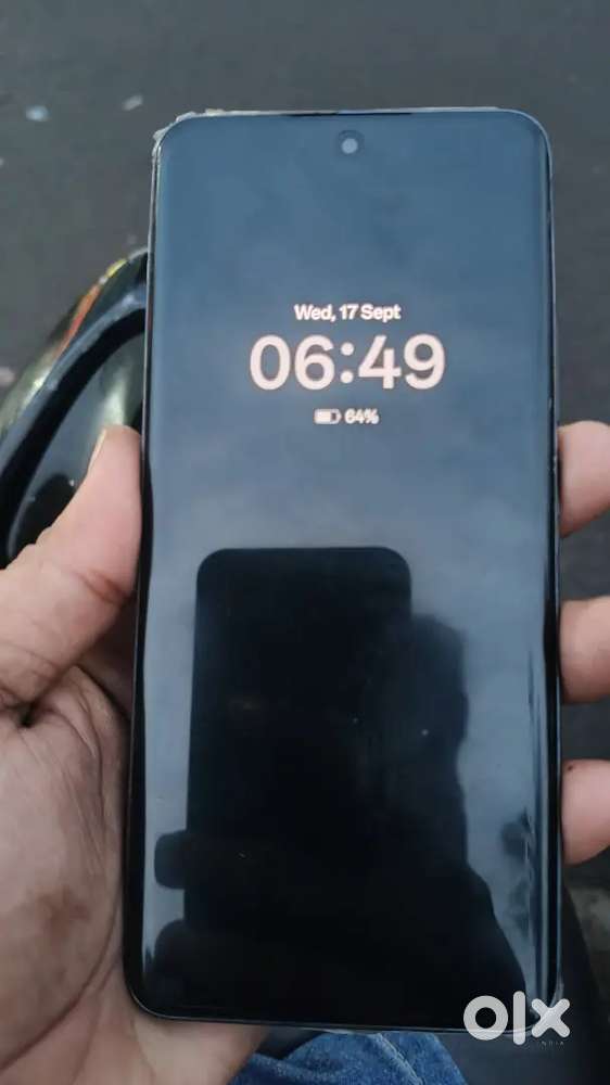 OPPO Reno 12 under warranty 8Rem.256Gb