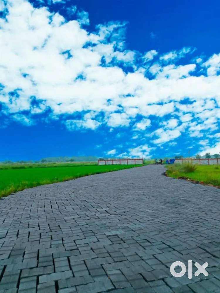 Residential plot Sale in gated society