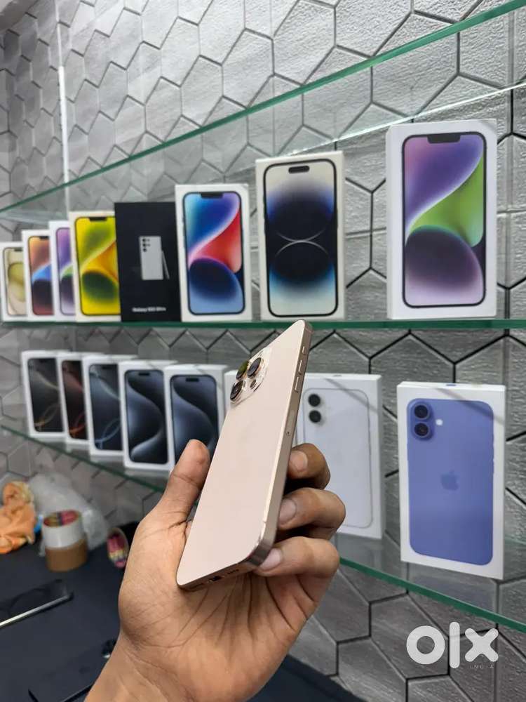 iPhone Refurbished available