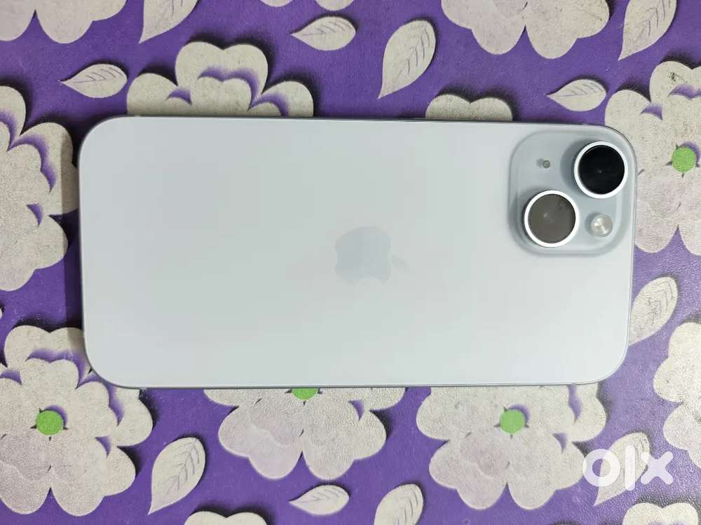 iPhone 15 8/128