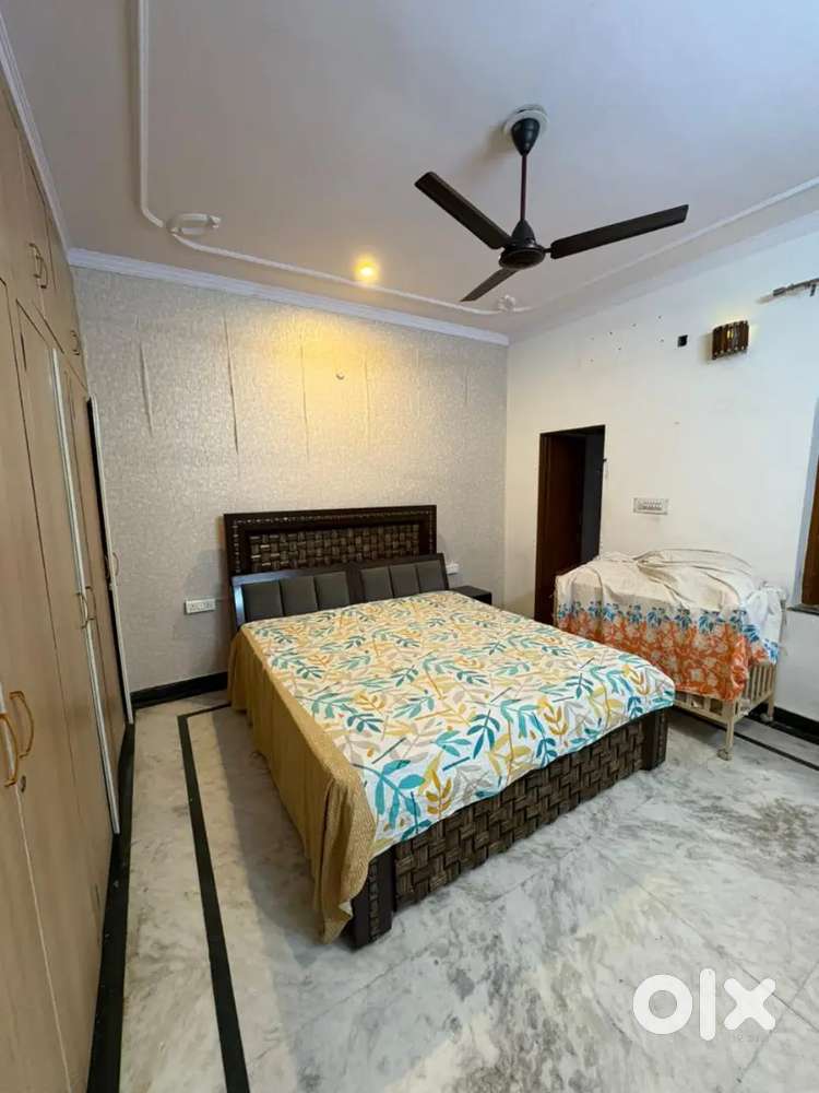 Vaishali, Semi-furnished office use space behind shalby hospital