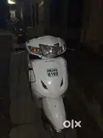 Activa white good condition all origenl