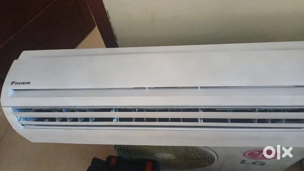 Ac സെക്കന്റ്‌ ഹാൻഡ് sale