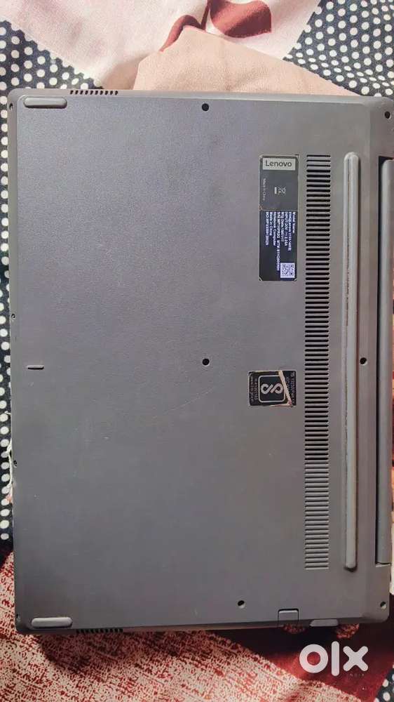 Urgent sell- i3-7th gen 12 gb ram, 1 tb harddisk lenovo