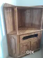 Table with good storage