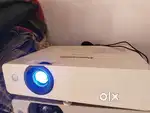 PENASONIC xga projector