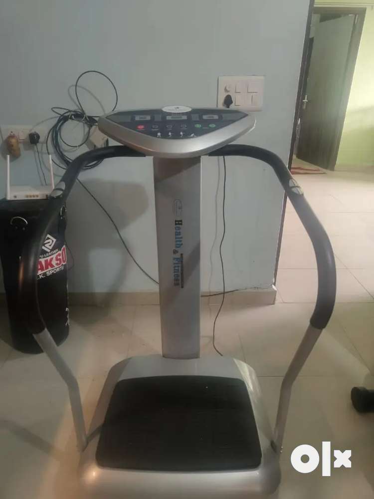 Health and Fitness body shaking weight loss machine
