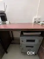 Computer table
