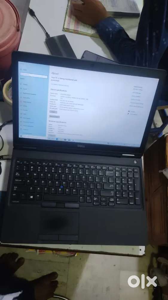 Dell cor i7 ram 8 SSD 256 gb win 11