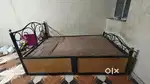 Good Quality Steel Bed 4*6 with side trolly