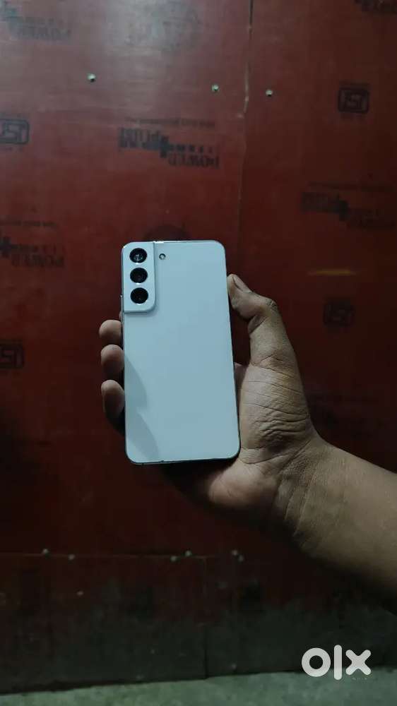 Samsung S22