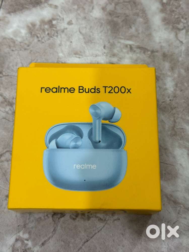 Realme Earbuds ,Oneplus , Noise, Boat, skullcandy