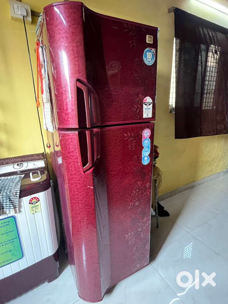 305 Liters Double Door Fridge  Great Cooling  Good Condition