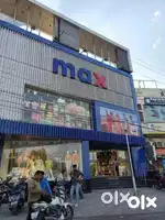 NEED SOME GIRLS/BOYS FOR [ MAX STORE ] APPLY NOW !