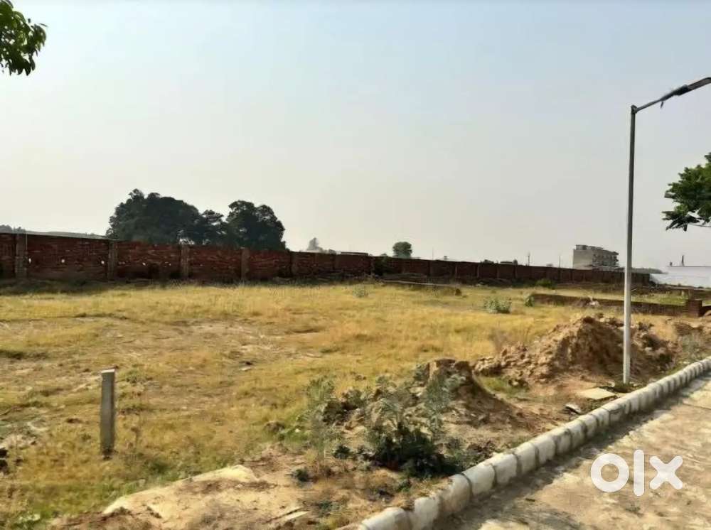 Residential plot Sale in gated society