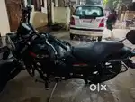 Bajaj Avenger 220 Street