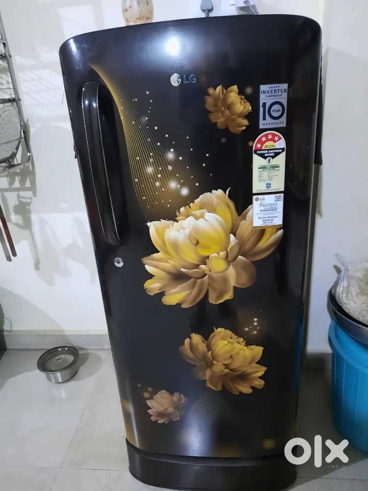 I m shifting to another city so that's why selling these fridge