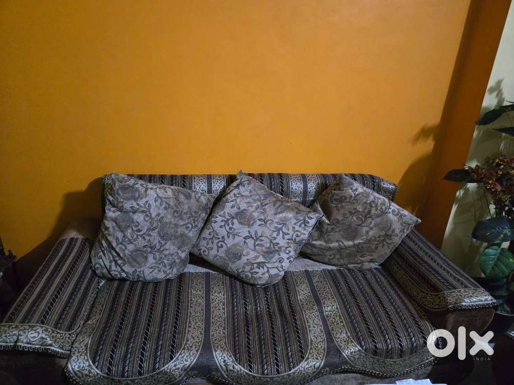 5 seater sofa + seti