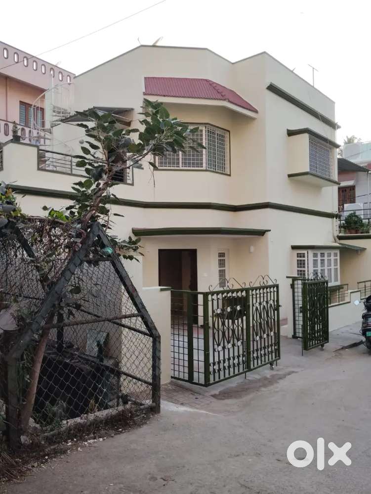 Ground floor 3 bhk rent, spacious house with car park